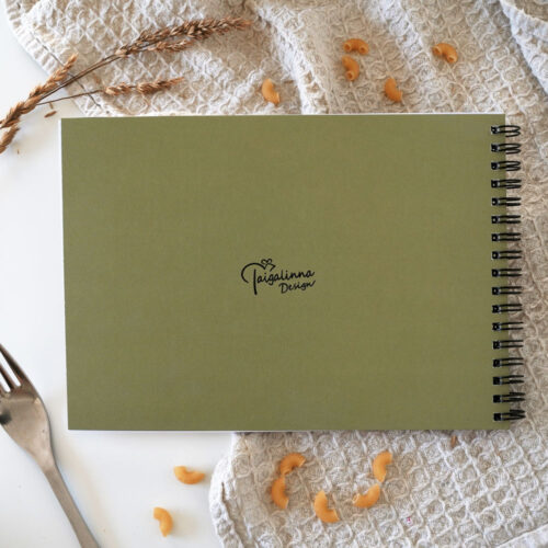 Reseptivihkon vihreä takakansi, jossa Taigalinnan logo.